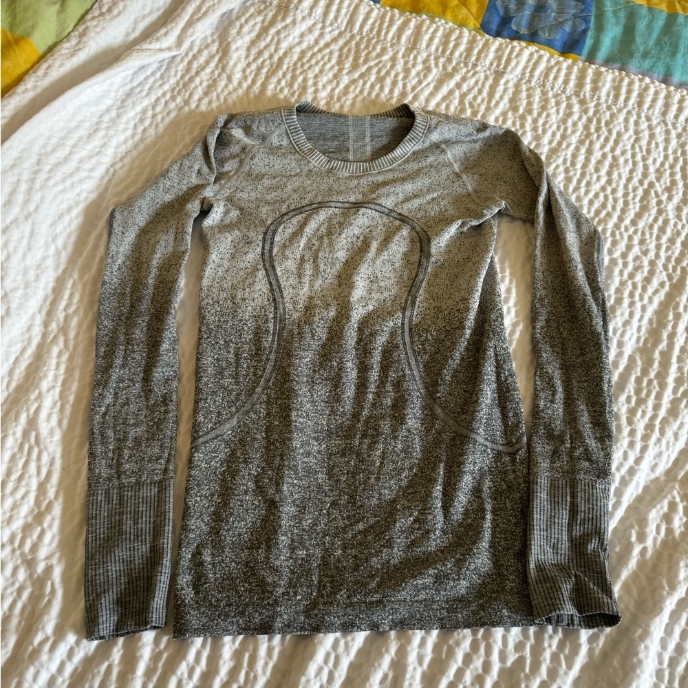 Lululemon swiftly tech long sleeve shirt